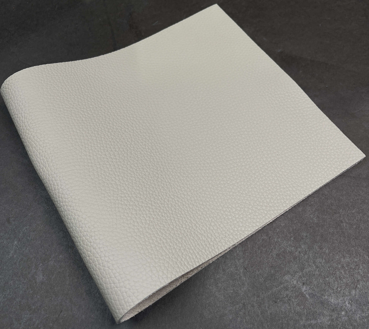 Ecco Leather, Pebbled Clay