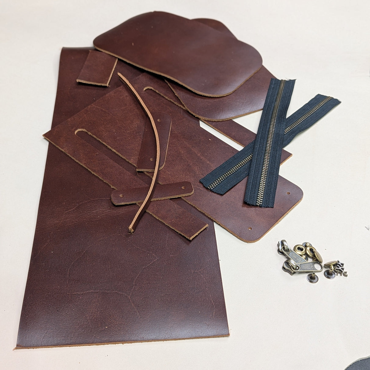 Pre-Cut Dopp Kit with Antique Brass Hardware