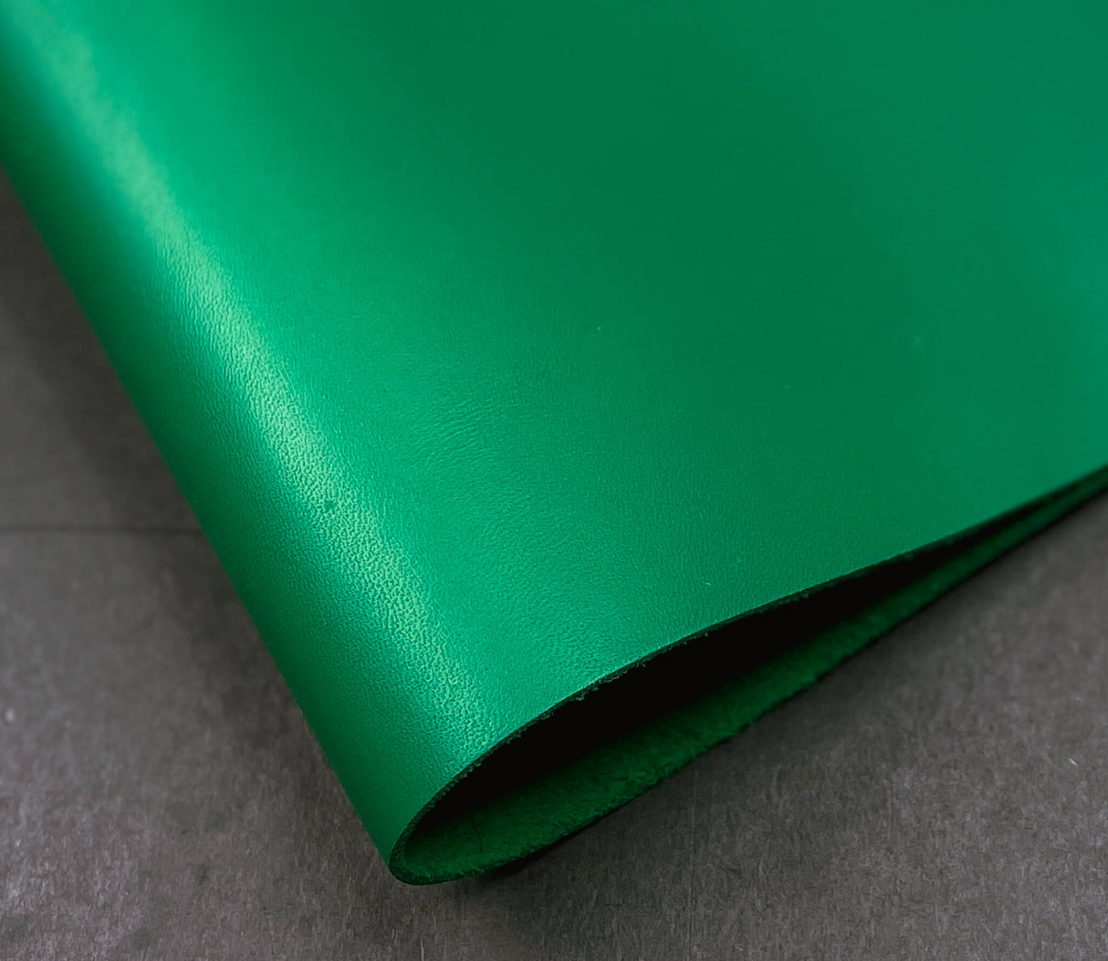 Smooth Grain Calf, Kelly Green