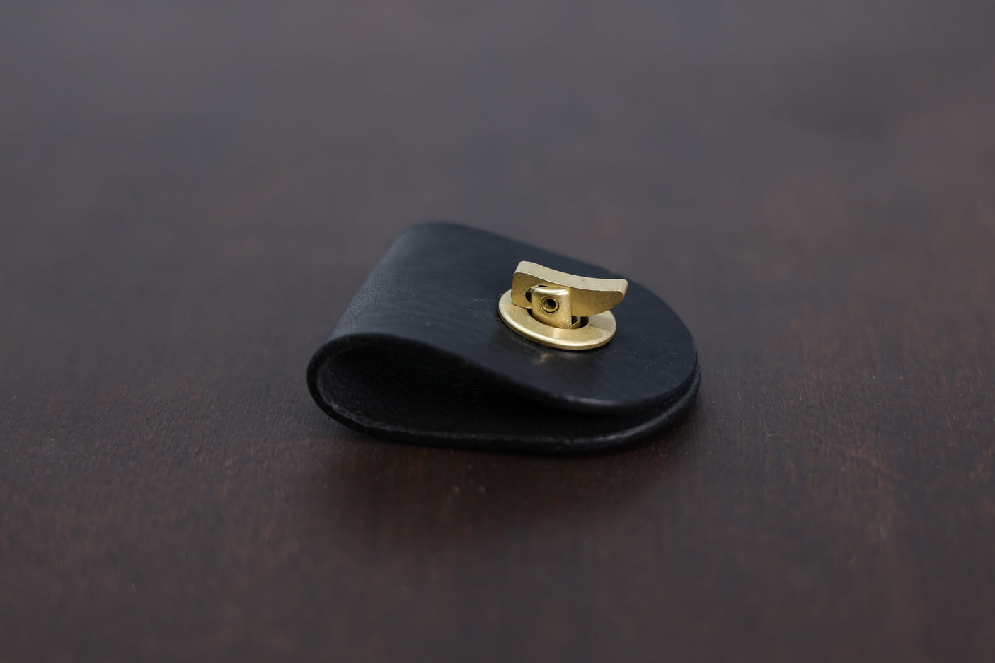 Japanese Brass - Finger Lock Clasp