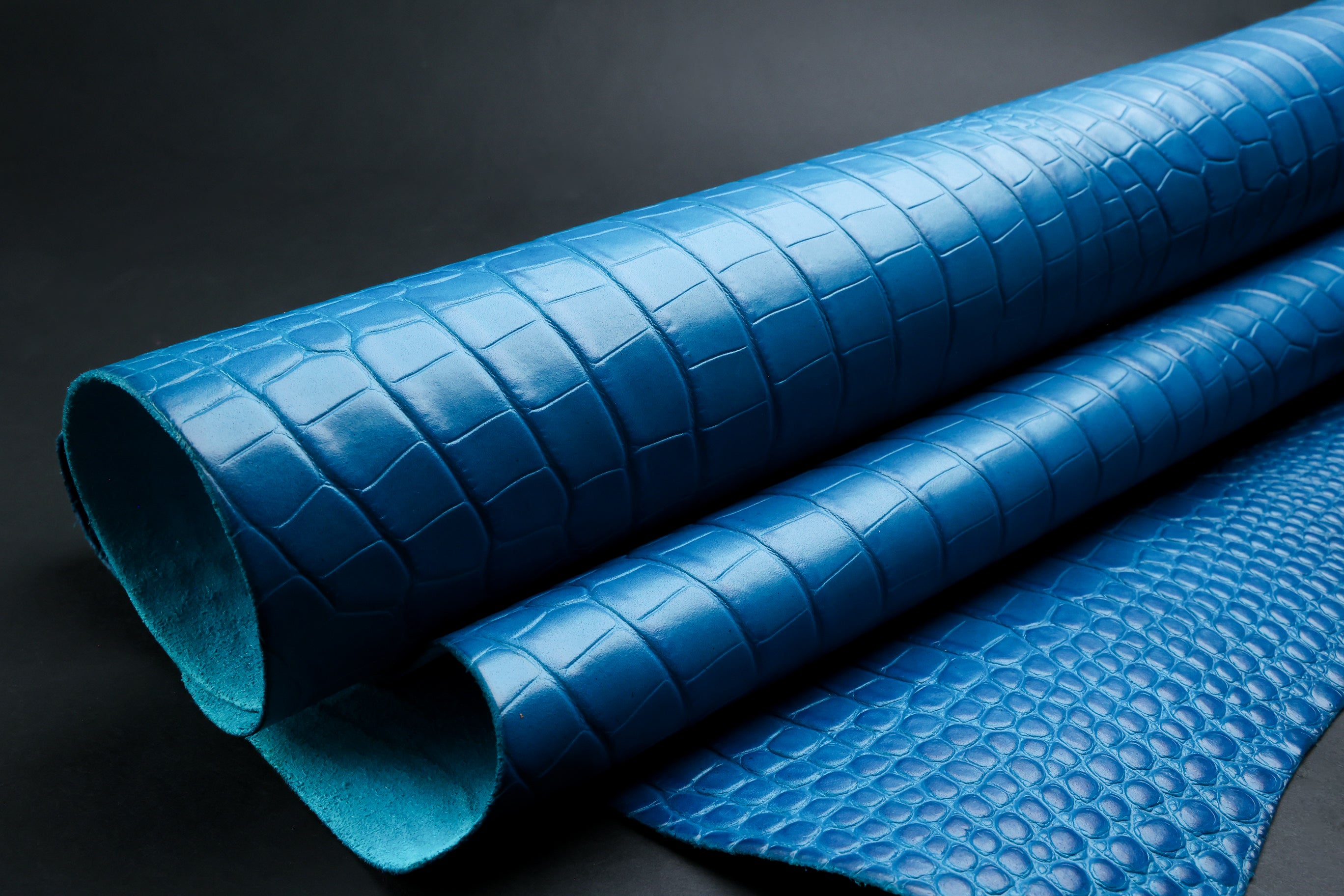 MPG Alligator Embossed, Blue – District Leather Supply