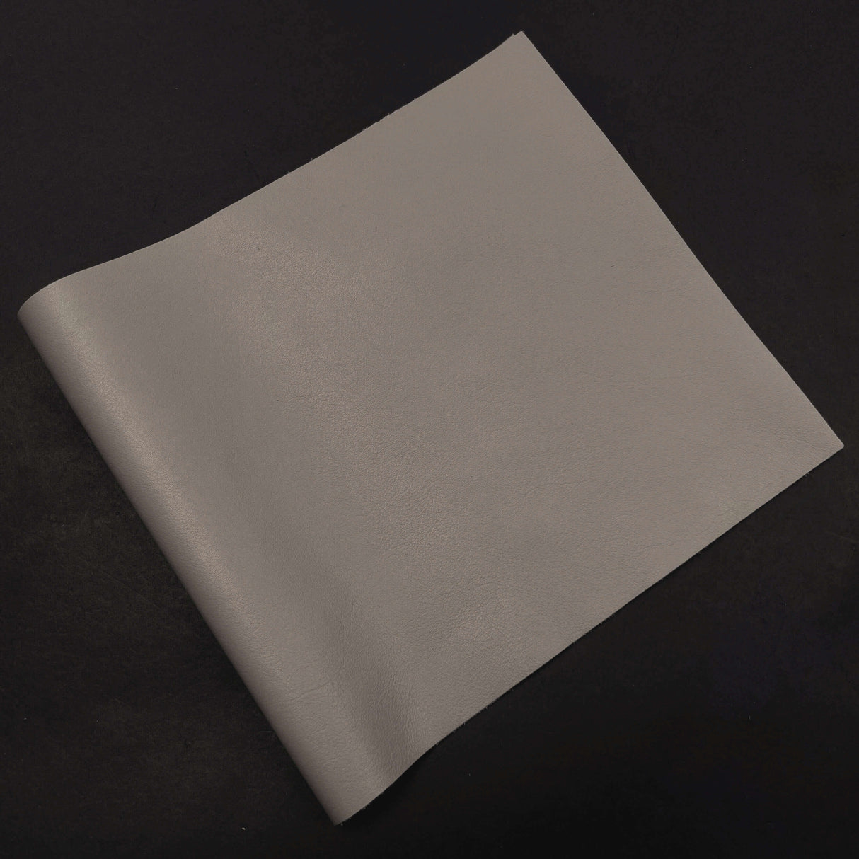 Nuova Overlord Light Grey